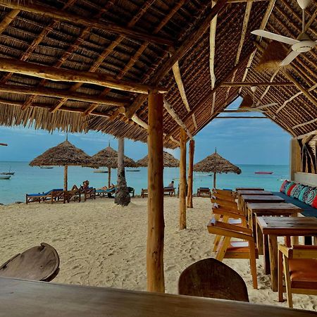 Dhow Beach Boutique Hotel 눙귀 외부 사진