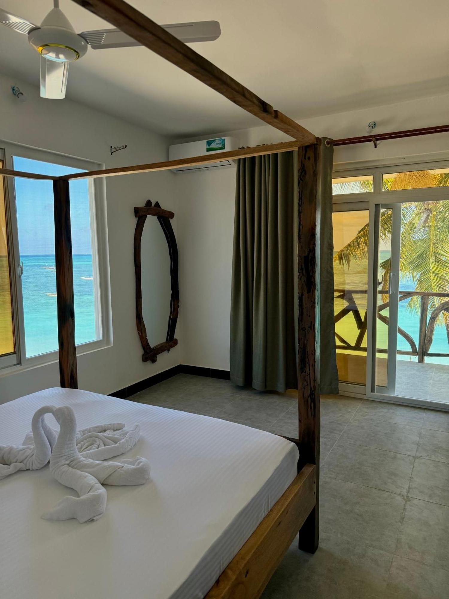 Dhow Beach Boutique Hotel 눙귀 외부 사진