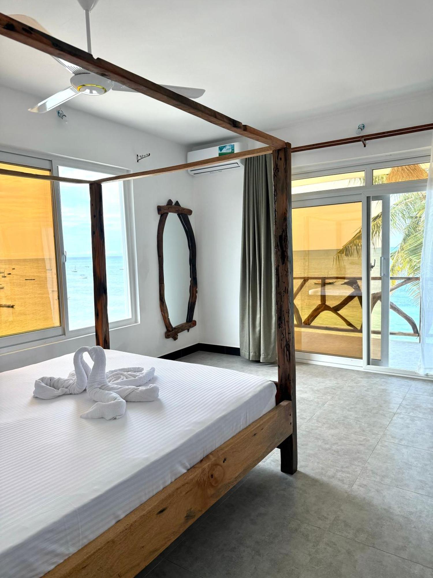 Dhow Beach Boutique Hotel 눙귀 외부 사진