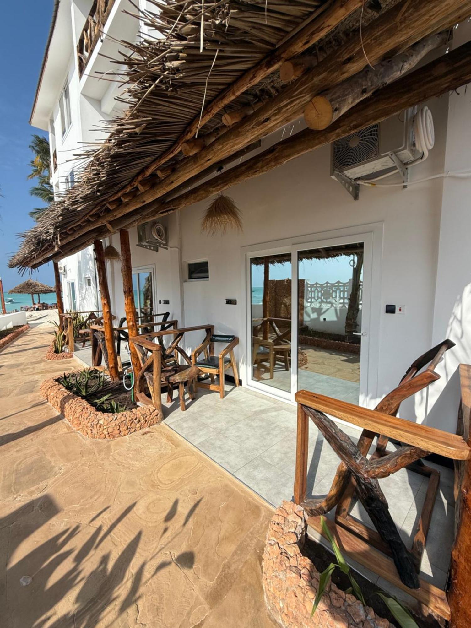 Dhow Beach Boutique Hotel 눙귀 외부 사진